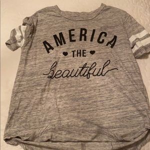 Gray short sleeve shirt